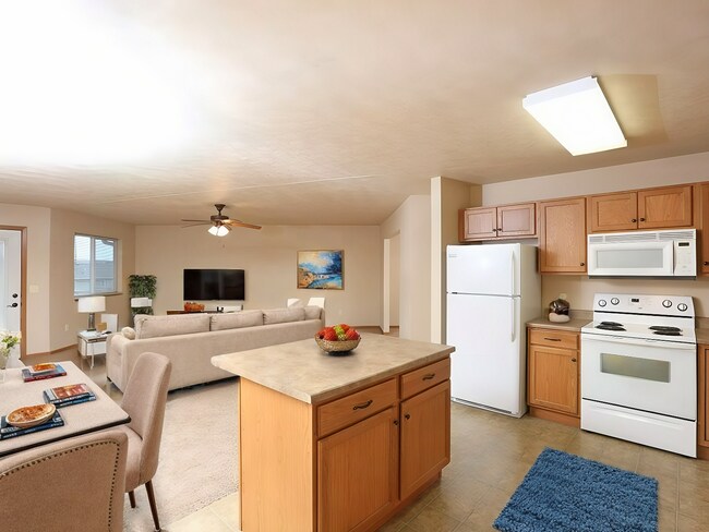 Photo - #Eagle Creek Apartments (SD-SF-ECK)(Golf)