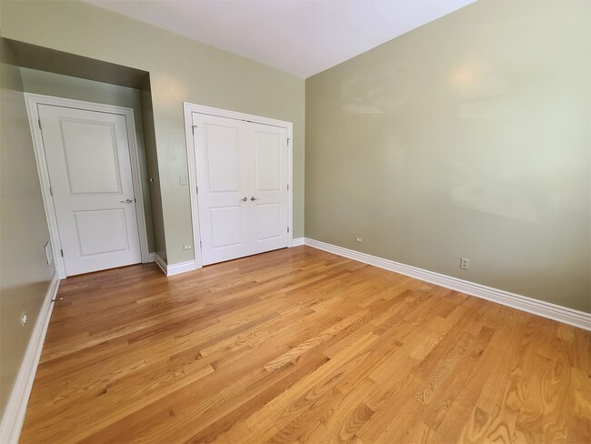 Photo - 3323 N Halsted St Apartments Unit 3