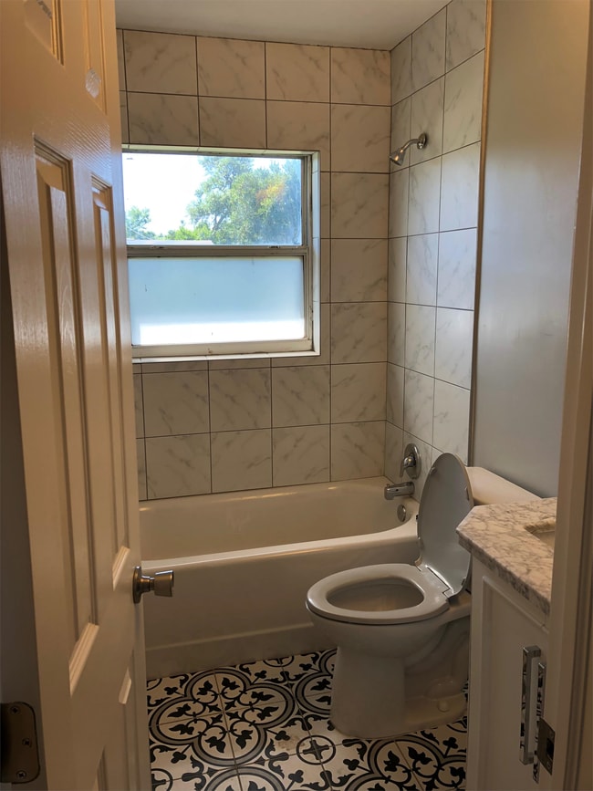 Photo - 414 Union St