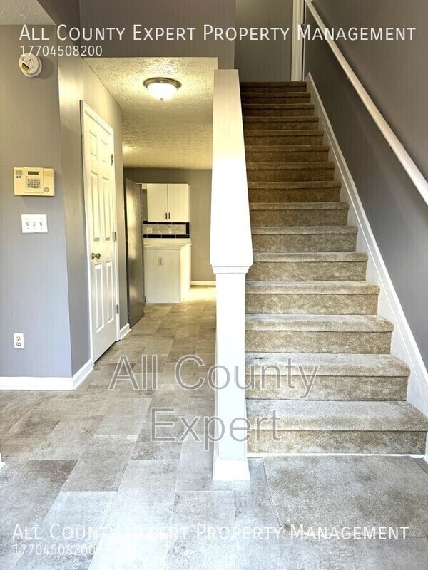 Photo - 3232 Sentinel Cir