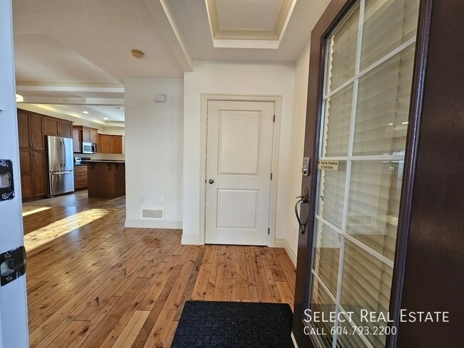 Photo - 5949 Officers Row