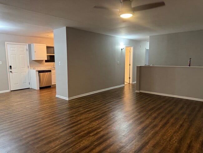 Photo - 114 Celestial St