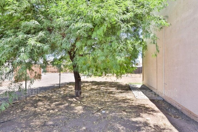 Photo - 1417 E Southern Ave