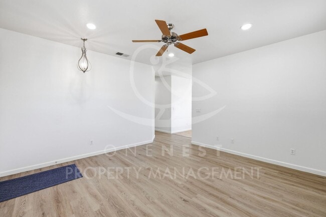 Photo - 3-bedroom, 2-bathroom home in Sacramento's Rosemont area