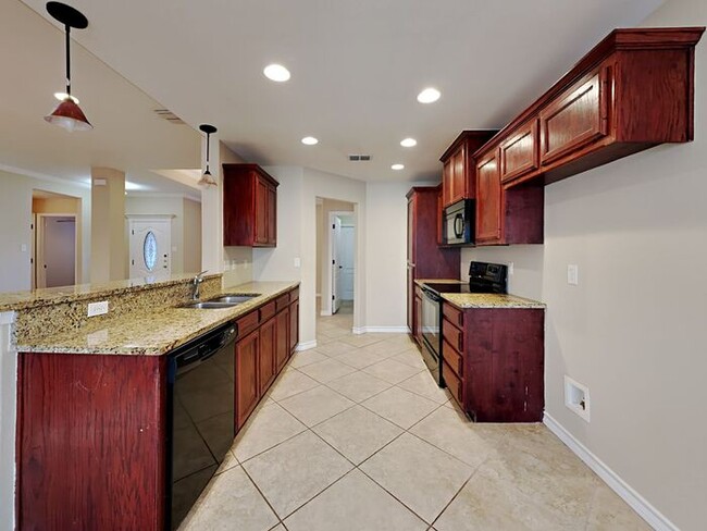 Photo - No Application Fees* $250.00 off 1st month...