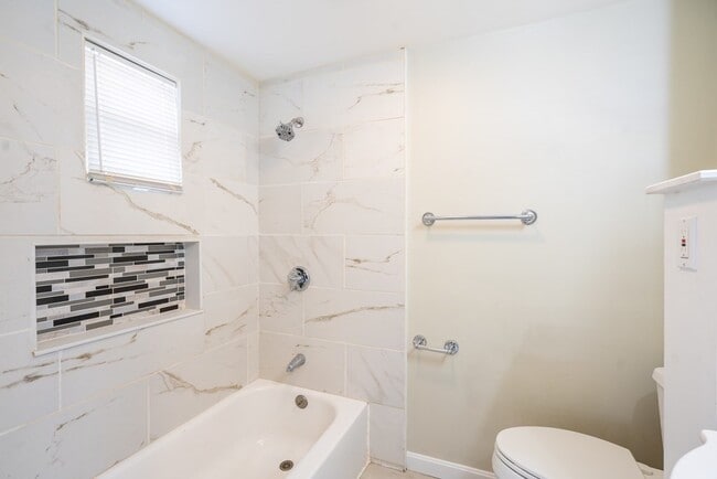 Photo - 716 Lawrence St Unit 2