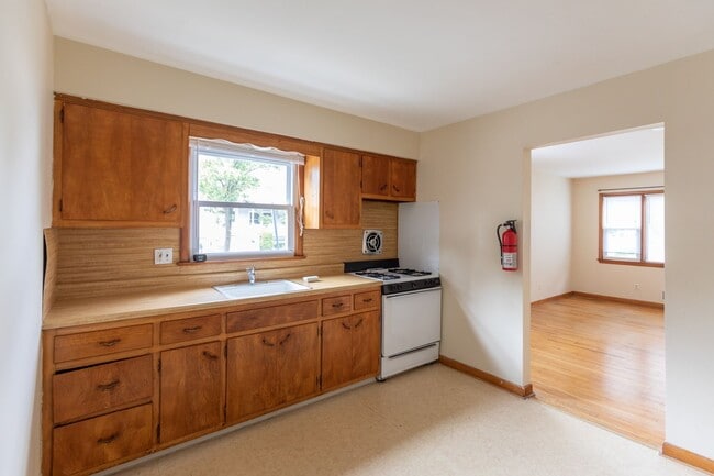 Photo - 74 Wyckoff St Unit Apt 3