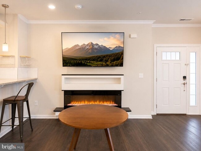 Photo - 4930 MacDonough Pl