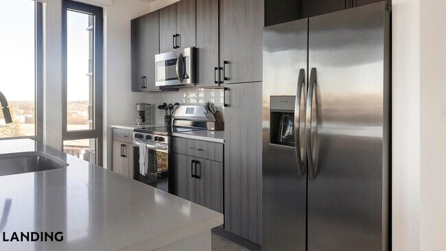 Photo - 1007 S Mint St Unidad 810