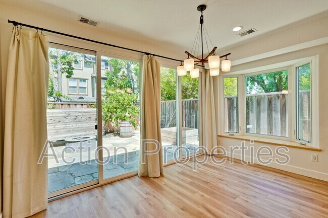 Photo - 116 College Ave