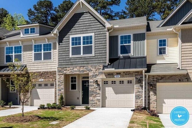 Building Photo - 3322 Tracer Dr