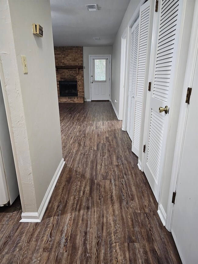 Photo - 1647 Kay Ave