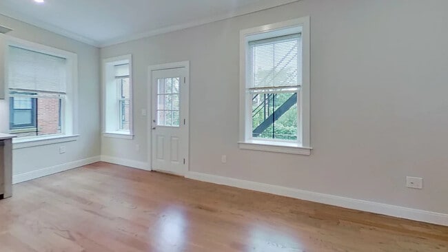 Photo - 119 Porter St