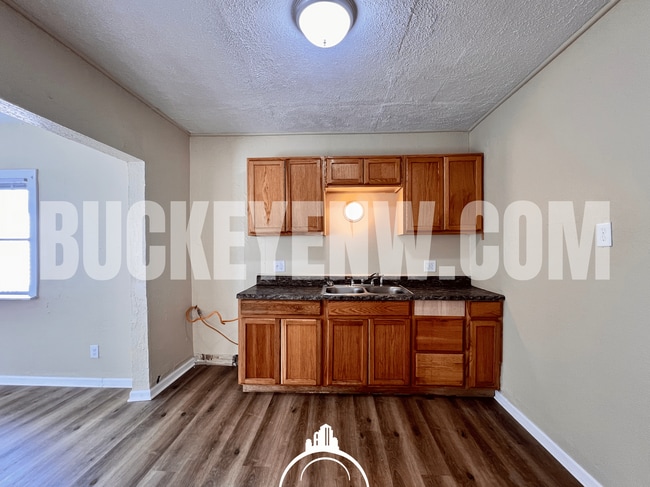 Photo - 1110 Harding Dr