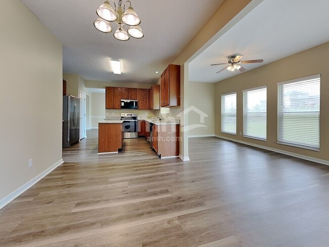 Photo - 4558 Randall Dr