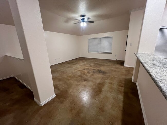 Photo - 1012 Damascus Dr