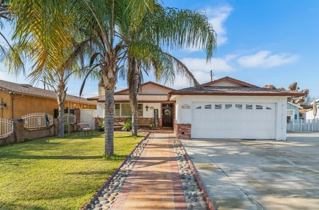 Photo - 3 Bd/2 Ba House in the Heart of Shafter