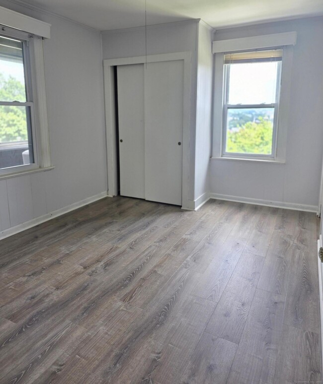 Photo - 28 Starview Ave Unit 2