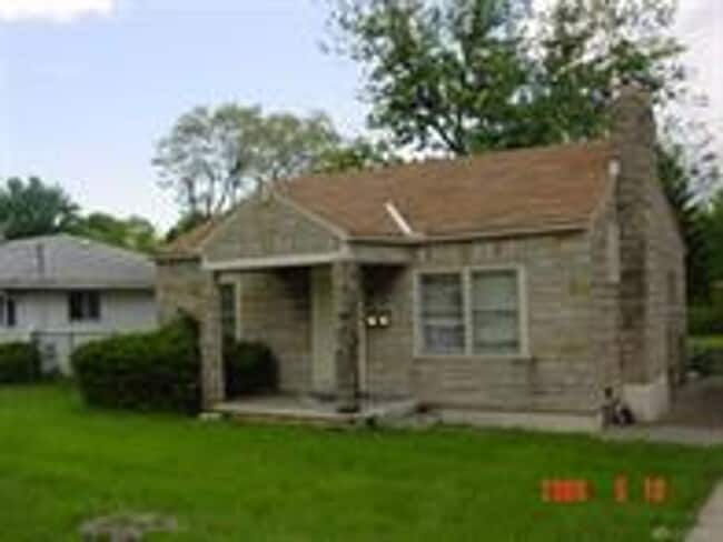 Building Photo - 3 bedroom 1 bath $1500