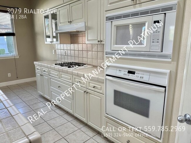 Photo - 3079 Rialto Ave