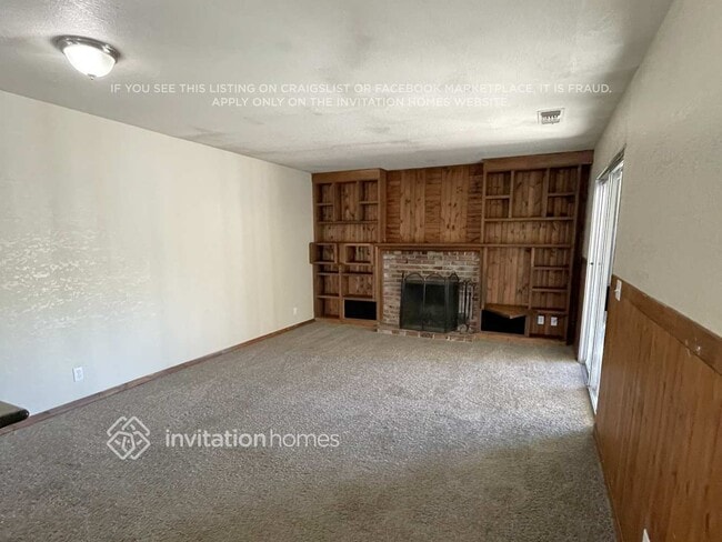 1542 Claremont Dr