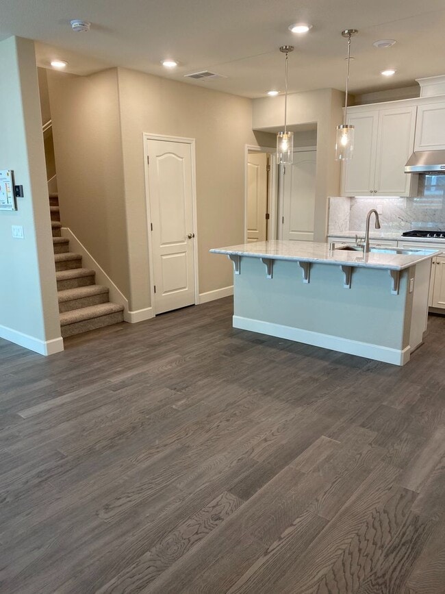 Photo - 114 Wallace Cir