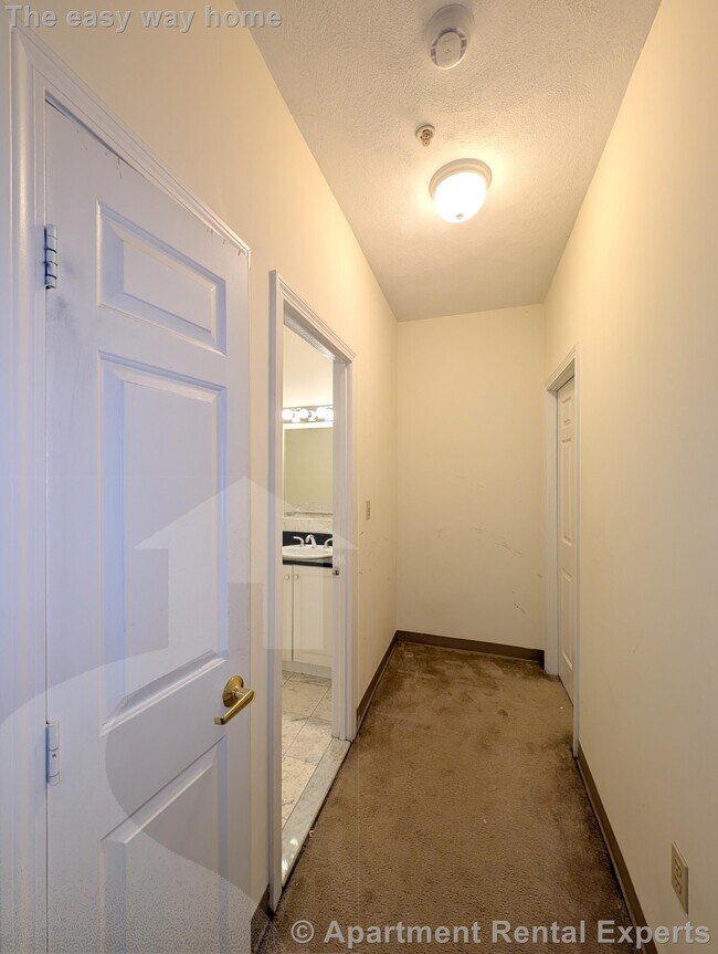 Photo - 373 Highland Ave Unidad #206