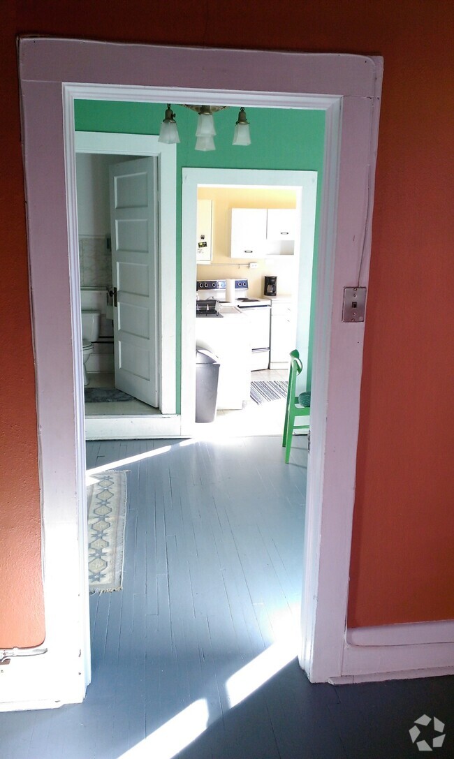 Building Photo - 730 Monroe St Unit 1 Rental