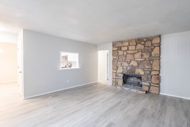 Photo - 1355 E 60th St Unit 1355 B