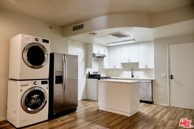 Photo - 1242 9th Ct Unidad 2A