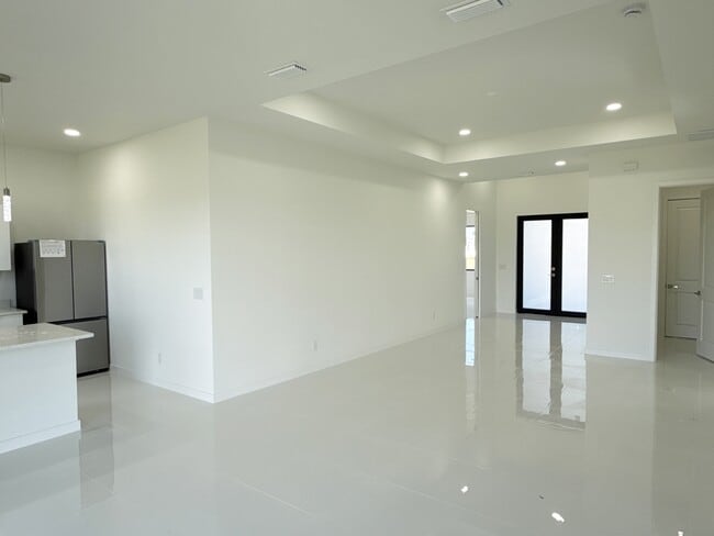 Photo - 4238 NW 34th St