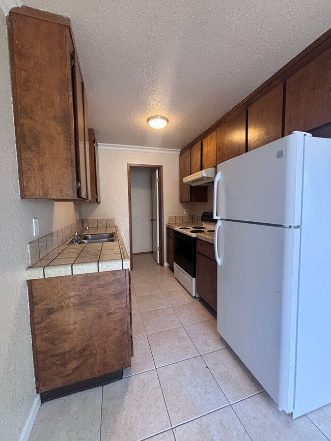 Photo - 2 Bedroom, 1.5 Bathroom Apartment Unit 1530-3