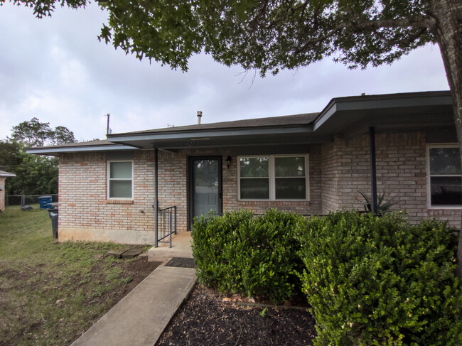 Photo - 327 Briarwood Dr Townhome