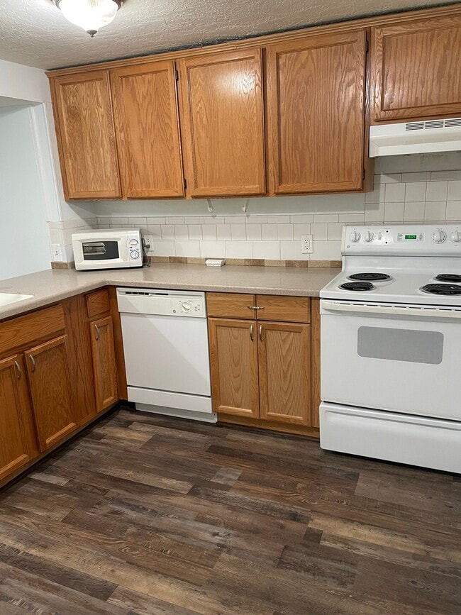 Building Photo - 1169 E 4020 S