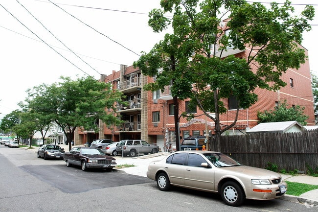 Photo - 13917-13931 34th Ave