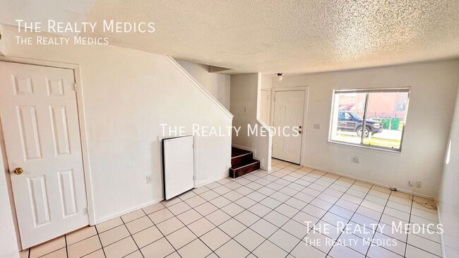 Photo - 122 Lori Anne Ln