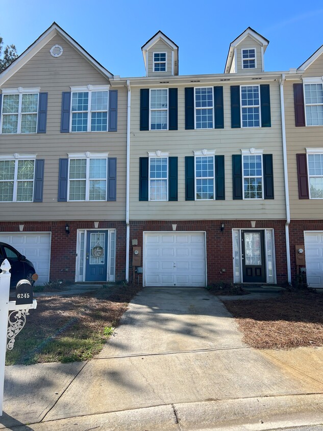 Photo - 6245 Redan Overlook (Lithonia, GA)