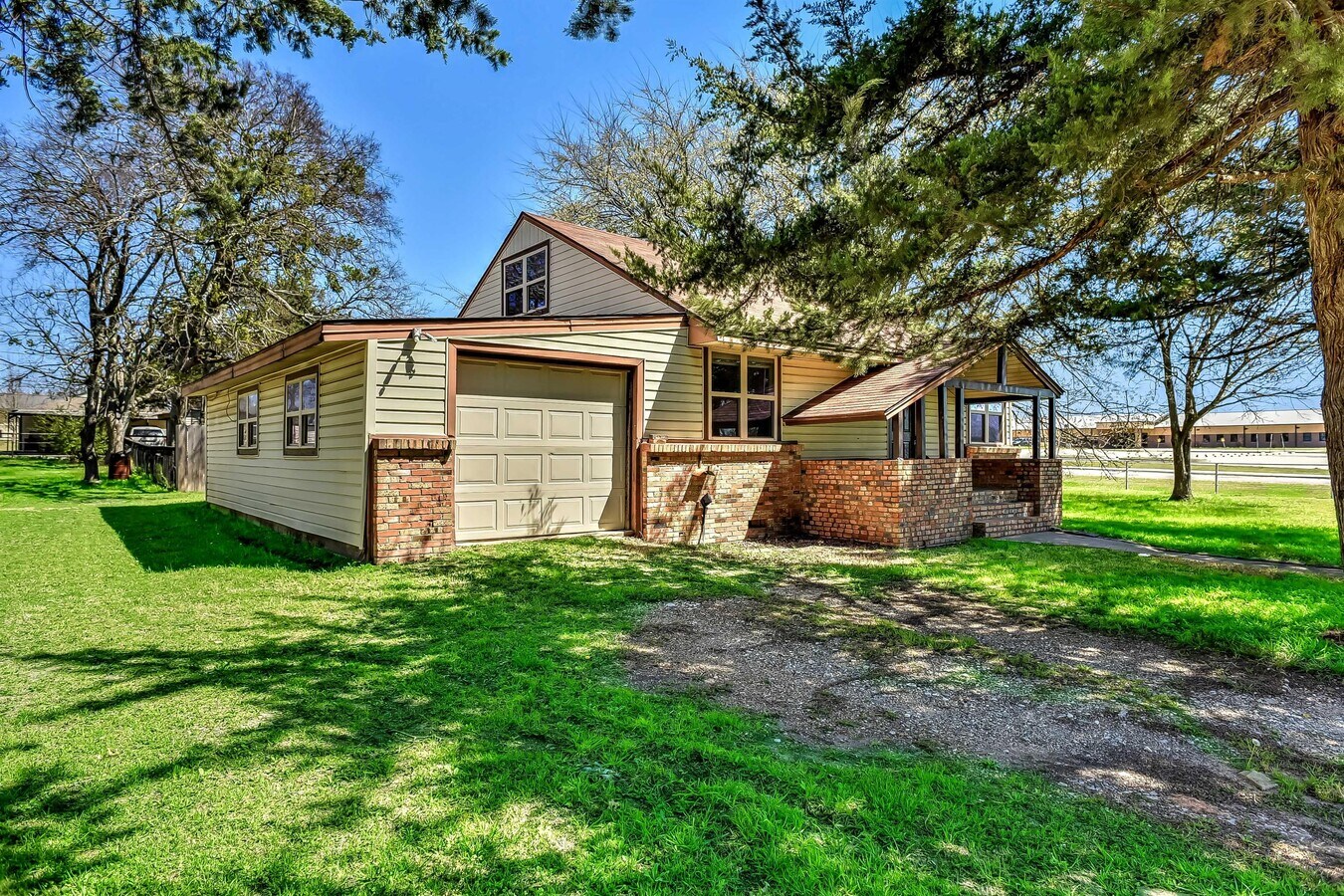 309 E King St House House Rental in Tom Bean, TX