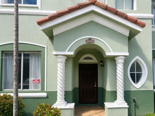 Photo - 2528 SE 14th Ave