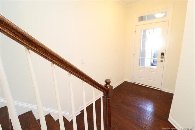 Photo - 208 Kylemore Cir