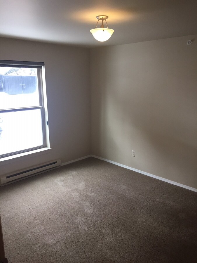 Photo - 620 S 20th Ave Apartment Unit 204