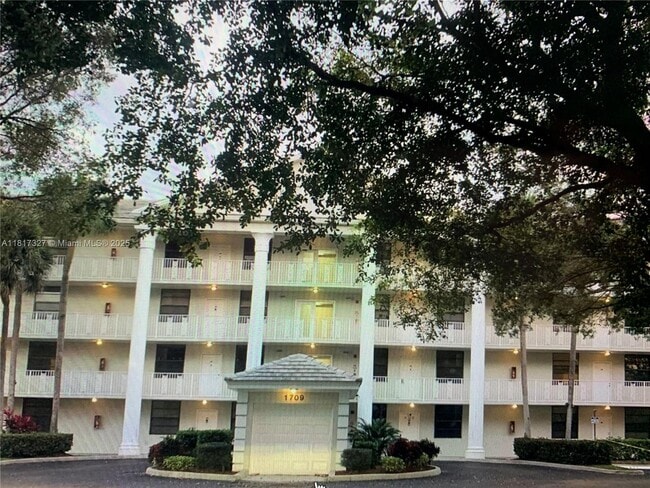 Photo - 1709 Whitehall Dr Condo Unit 206