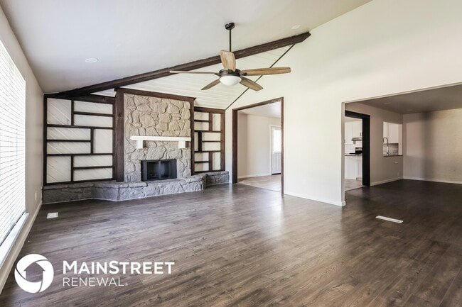 Photo - 8829 Parkridge Dr