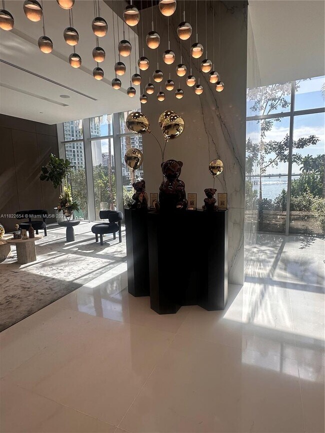 Photo - 300 Biscayne Blvd Way Unidad 4508 Rental