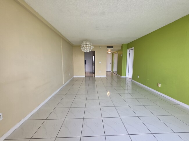 Photo - 2350 NE 135th St Condo Unit # 602