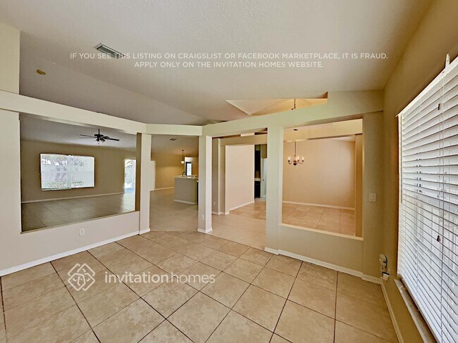 Photo - 3321 SW Savona Blvd