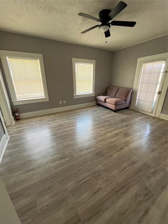 Photo - 1907 N Morgan St Unidad C