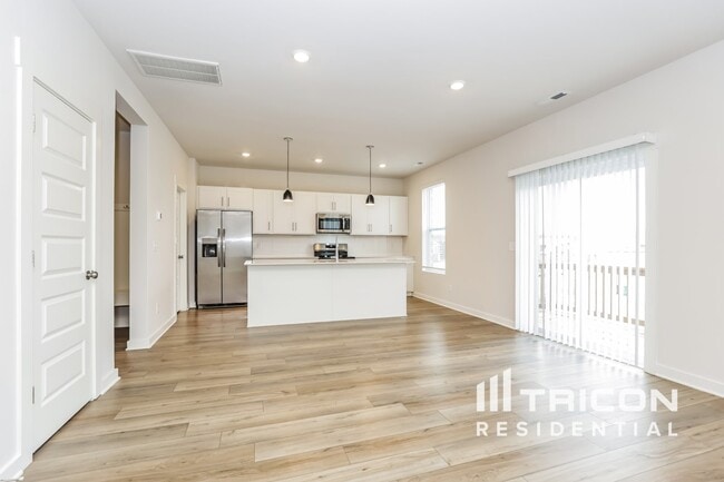 Photo - 334 Park Glen Dr