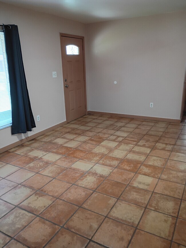Photo - 6904 Mathers Ln Unidad Apt. A