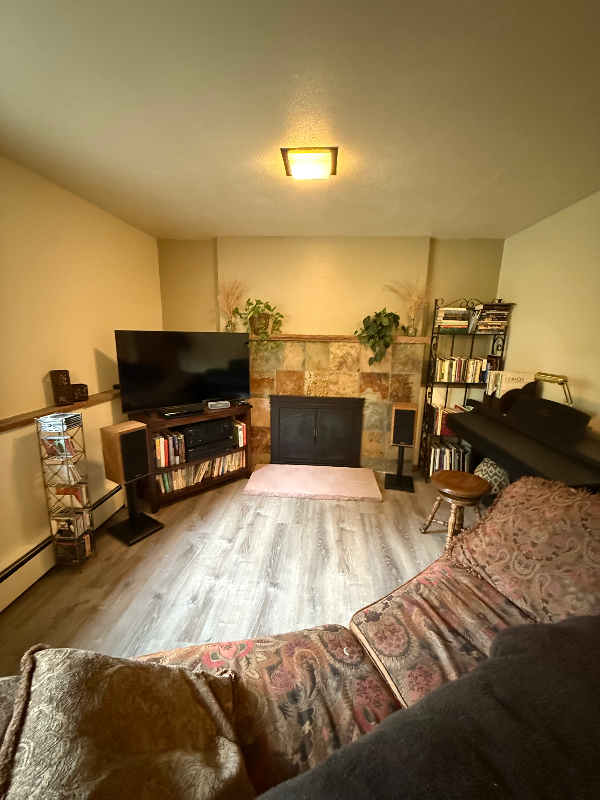Photo - 2052 Apple Valley Rd Unidad Lower